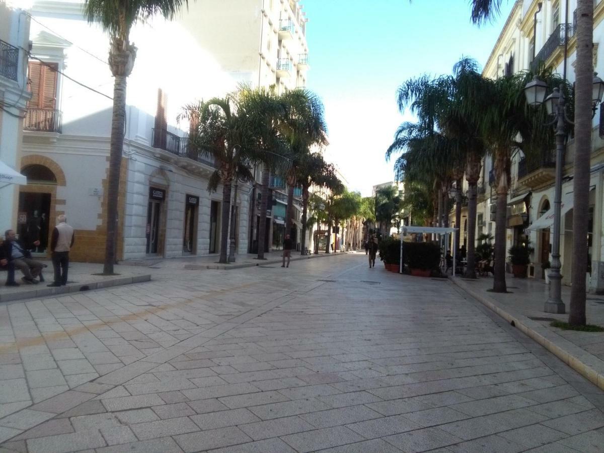 Апартаменты Centro Storico Бриндизи Экстерьер фото